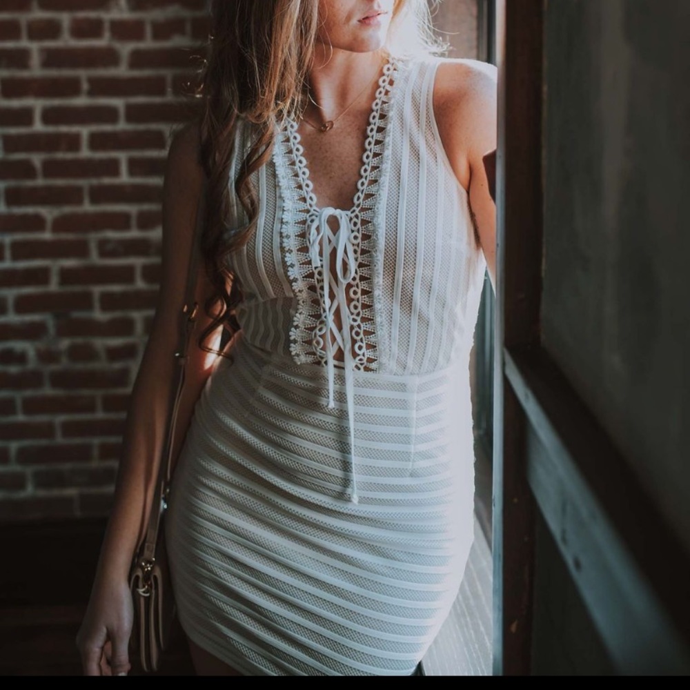 Storia White Stripe Mini Dress